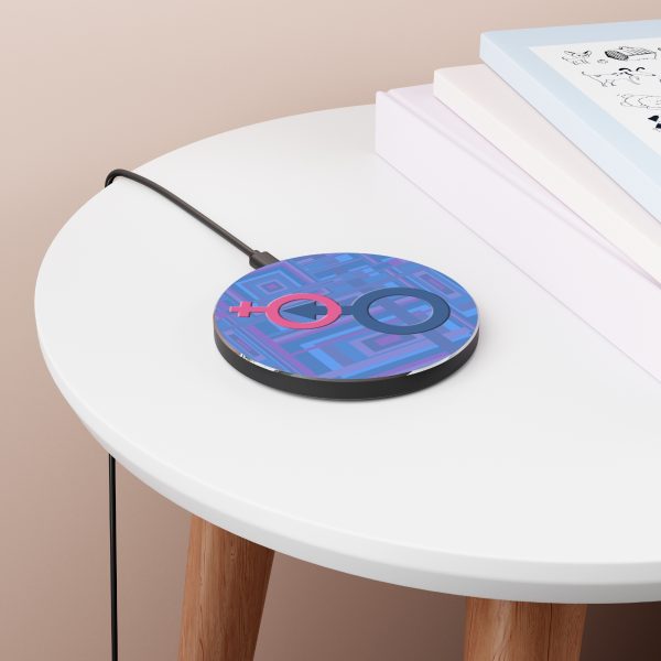 Wireless Charger - Man In Woman Faded Blue Geometric BG