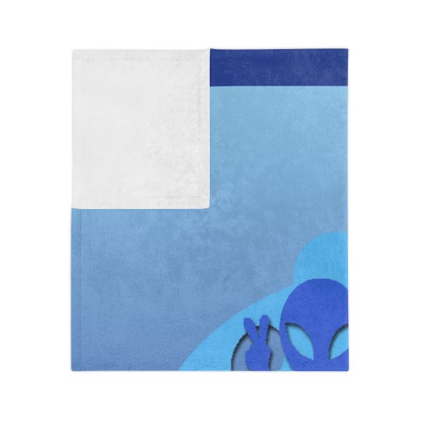 Velveteen Minky Blanket - They're Here - Gradient Blue BG - Image 13